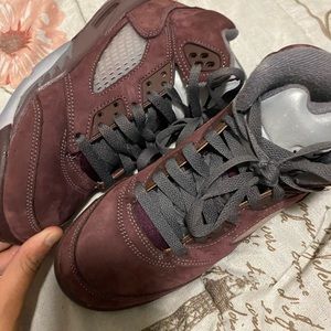 Burgundy Jordan 5s size 4.5